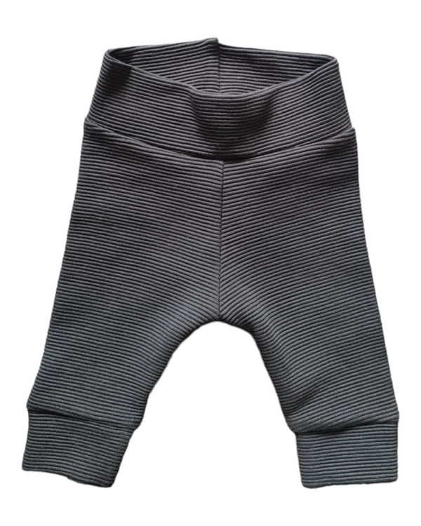 Baby broekje ByTasha ribbels zwart unisex